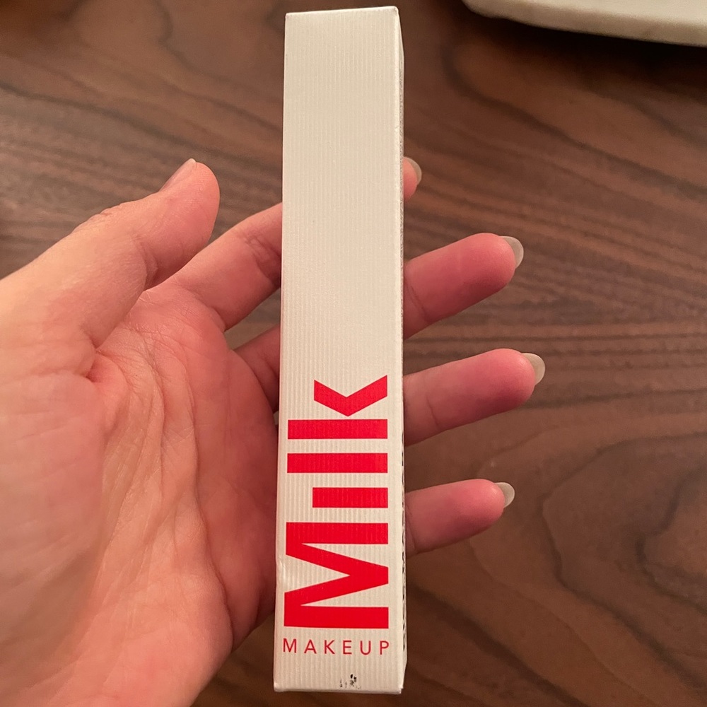 Milk mascara elevate - Picture 1 of 2